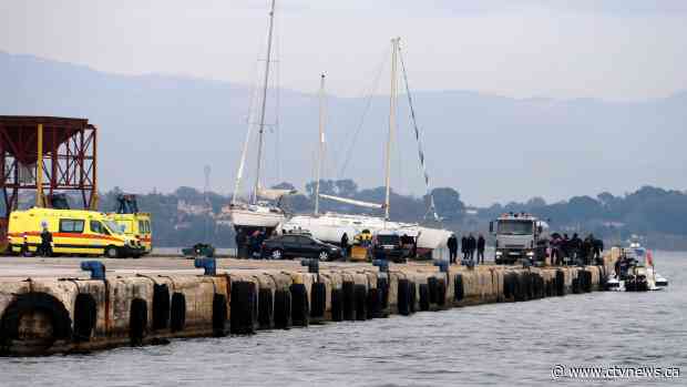 12 migrants found dead, 21 rescued at sea off western Greece