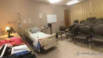 Patient placed in 'filthy' conference room at London, Ont., hospital to recover from infection