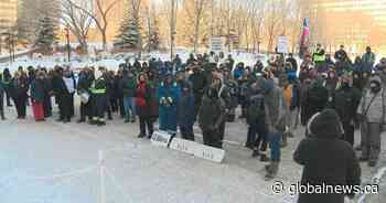 ‘We’re looking for our own country’: Wexit supporters brave cold in Edmonton for referendum protest Saturday