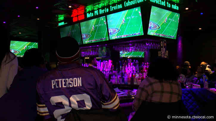 ‘You Got To Love Them Anyways’: Vikings Fans React Following Playoff Loss To 49ers