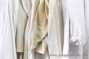 Yuck: Docs' White Coats Rarely See the Washing Machine