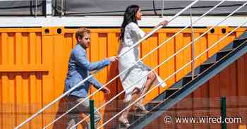 Prince Harry and Meghan Markle's Big Announcement Tops This Week's Internet News Roundup