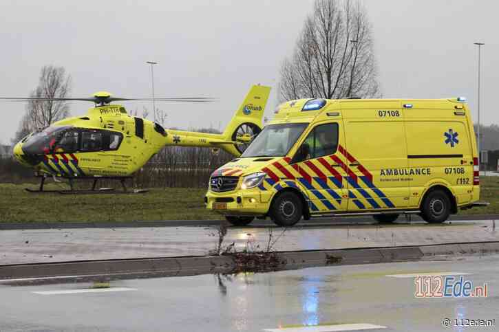 Traumahelikopter landt in Veenendaal voor medische assistentie