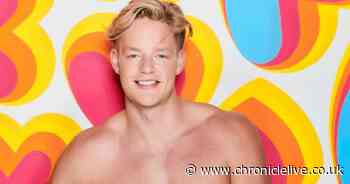 Who is Ollie Williams on Love Island? Single lad enters villa for new series