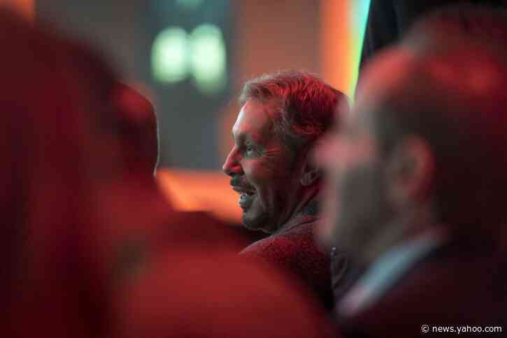 Pompeo Plans Dinner With Tech Leaders Including Oracle’s Ellison