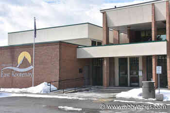 If B.C. adopts year-round daylight time, each East Kootenay town would pick own time zone