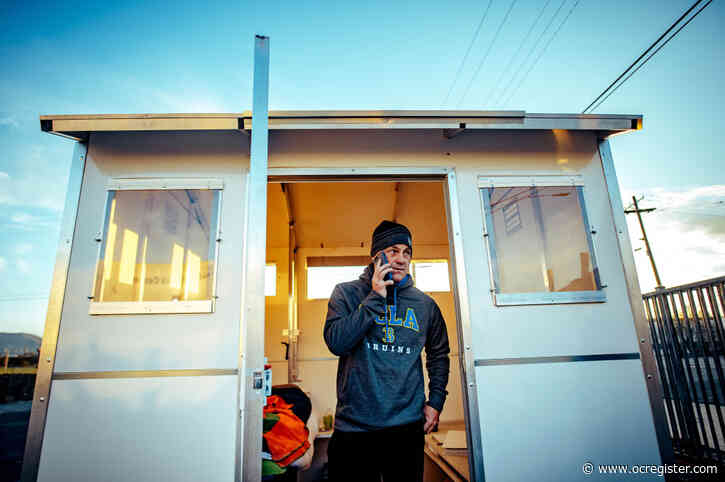 Gov. Gavin Newsom tours Riverside homeless shelter to highlight ‘crisis’