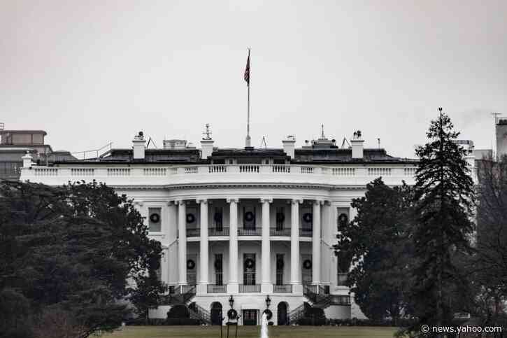 White House expects Republican senators to join Democrats in vote to call impeachment witnesses