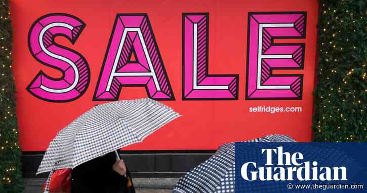 Inflation falls to three-year low on back of high street discounting