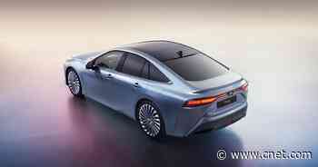 Production Toyota Mirai looks lovely while sipping hydrogen     - Roadshow