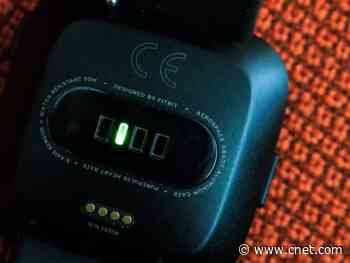 Fitbit beats Apple Watch to adding blood oxygen monitoring     - CNET