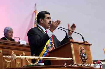 Venezuela’s Maduro: Airlines Must Use Petros to Pay for Fuel