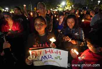Bellaire community grieves for slain student Cesar Cortes at candlelight vigil