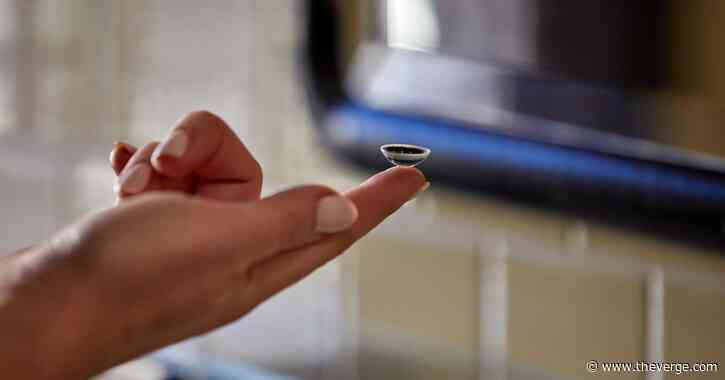 This startup wants to put a tiny display on a contact lens