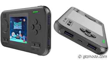 This Battery Pack With Built-In Games Lets You Never Talk to Another Soul Ever Again