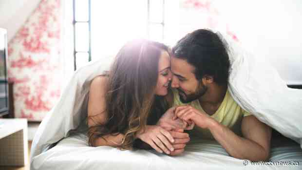 Less sex linked to an earlier menopause, U.K. study finds