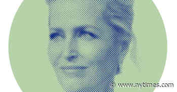 Gillian Anderson Listens to Fleetwood Mac and Loves Toni Morrison