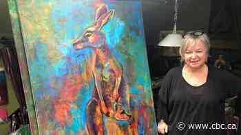 Hamilton artist sells paintings to save animals from Australian wildfires