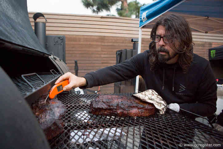 5 questions for Foo Fighters’ Dave Grohl as he smokes meat at NAMM 2020 Dimebash barbecue
