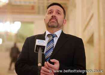 New health minister urged to act on 10% fall in hospital beds since 2011
