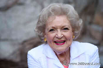 Ryan Reynolds & Sandra Bullock Wish Their 'Proposal' Co-Star Betty White a Happy 98th Birthday