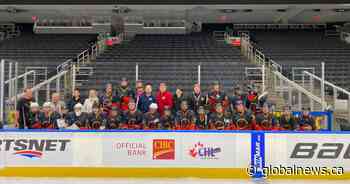 Australian hockey team tries to keep warm as it wraps up Edmonton tour