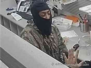 City police searching for suspects after Edmonton pharmacies hit by thiefs