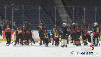 Australian hockey team gets a taste of Canada
