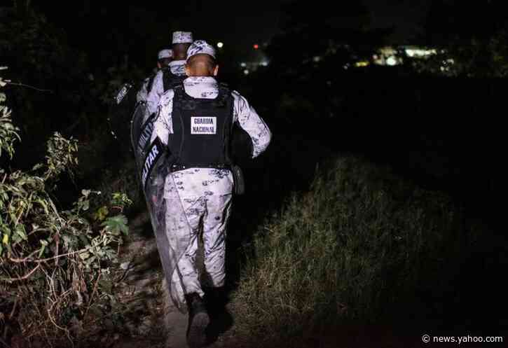 Mexico ramps up border security to block migrant caravan
