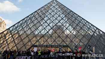 Protests close Louvre museum in Paris amid pension strikes