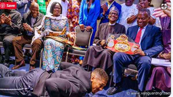 Happening now: Anthony Joshua prostrates, takes pictures with Buhari in London