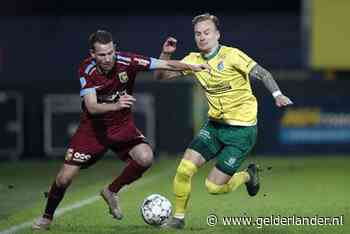 Diemers over veld in Sittard: ‘Schaam me dood om hierop te spelen’