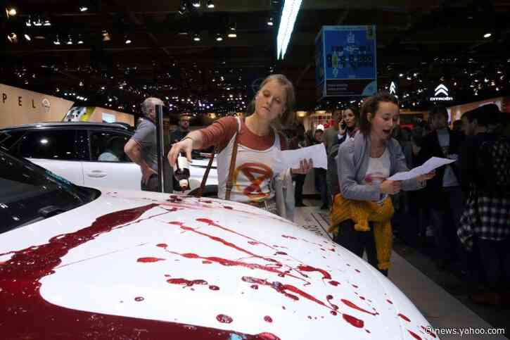 Extinction Rebellion protest disrupts Brussels Motor Show