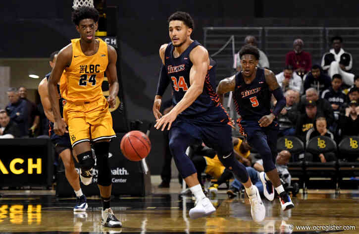 Cal State Fullerton men’s basketball holds off Long Beach State