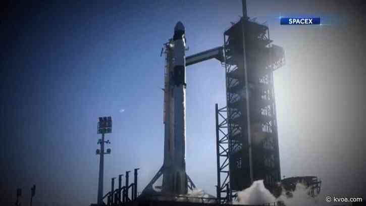 No astrovans for SpaceX, crews riding to rockets in Teslas