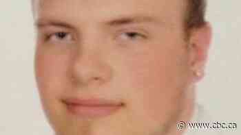 Family 'remaining hopeful' as second full day of searching ends for N.L. man