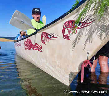 Condolences pour in after death of famous Coast Salish artist