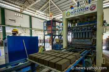 Filipinos turn volcano's ash, plastic trash into bricks