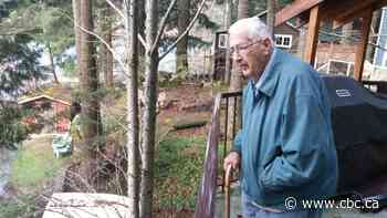 Ted Hughes, B.C.'s first conflict-of-interest commissioner, dead at 92