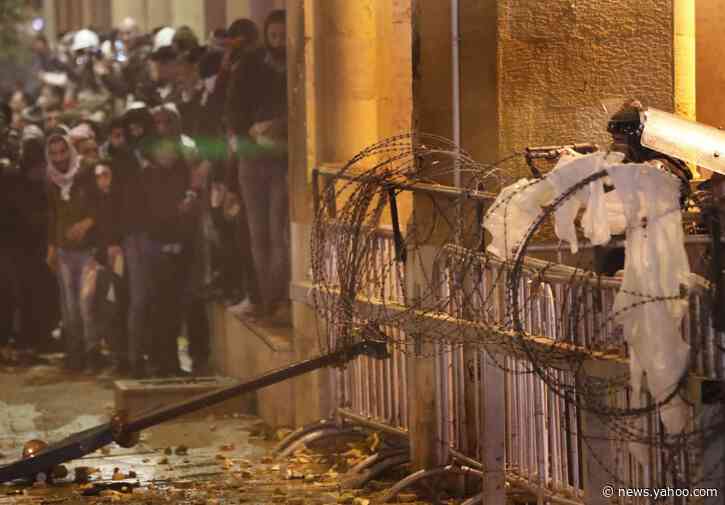 Violence escalates in Beirut as protesters clash with police