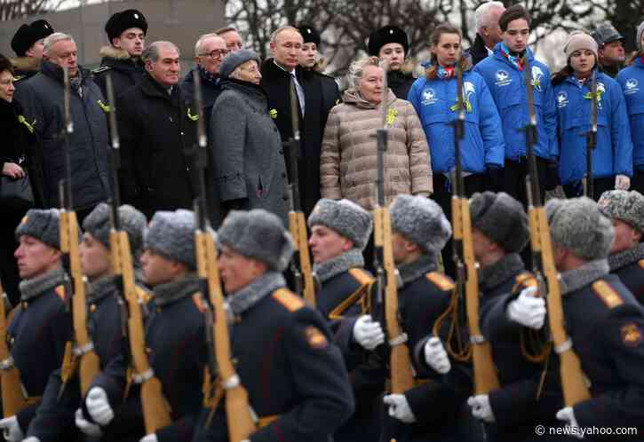 Putin Says He Doesn’t Want Return to Soviet-Era Lifetime Leaders