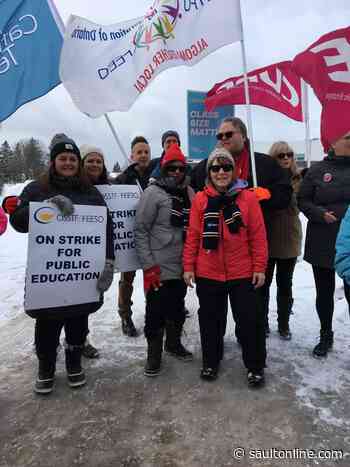 Labour Union Stands With Teachers