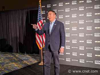 Yes, even Elon Musk and Jeff Bezos would get $1,000 under Andrew Yang's plan     - CNET