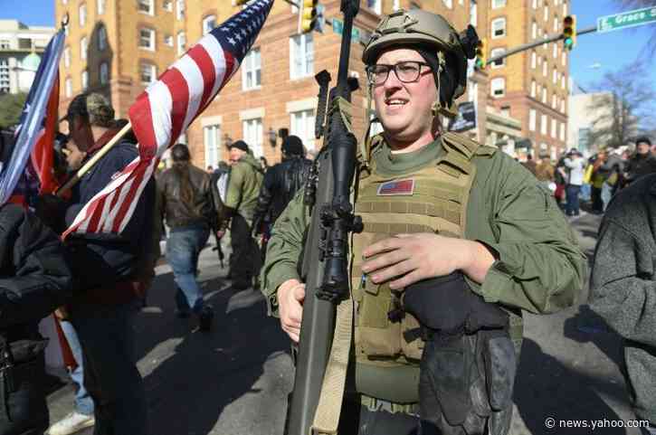 Gun rights advocates rally peacefully in Virginia