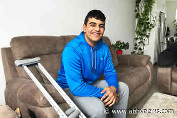 ‘It was just so fast’: B.C. teen recalls 150-metre fall down Oregon mountain