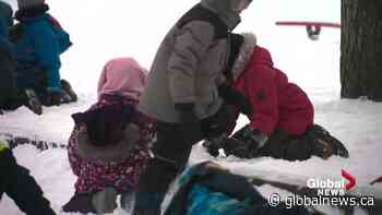 Outdoor recess returns to Edmonton schools as cold snap comes to an end