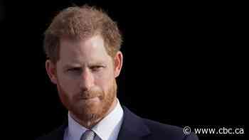 Prince Harry lands in Victoria to reunite with Meghan and son Archie