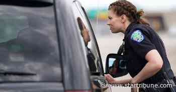 Drivers cited 9,700 times for breaking Minnesota hands-free law
