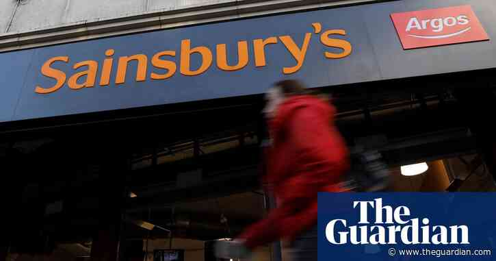 Sainsbury's to cut hundreds of management jobs