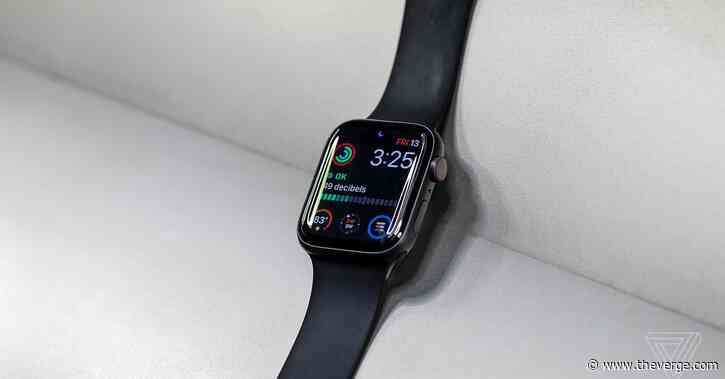 Eight Senators snuck Apple Watches into impeachment hearings despite electronics ban